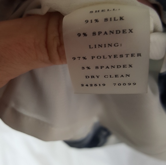 Ann Taylor Silk Top.  Size S - Picture 5 of 7